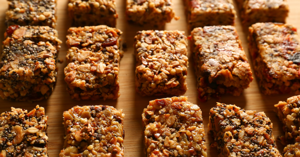 How to Make Energy Snacks Using Peanut Butter Honey and Oats ()